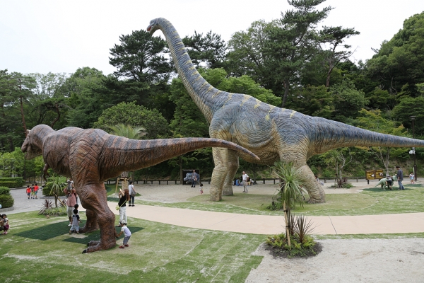 岡崎市　東公園　恐竜
