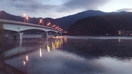 20141116-1-河口湖の朝1.JPG