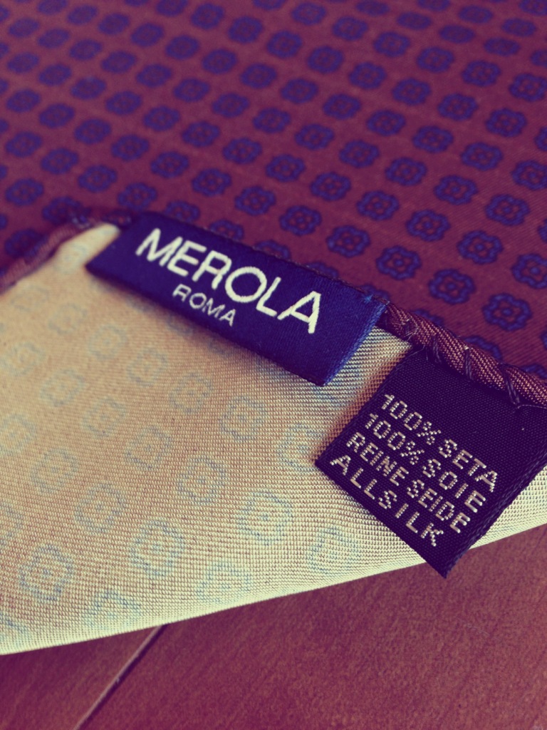 MEROLA（メローラ）の小紋柄・シルクポケットチーフ④